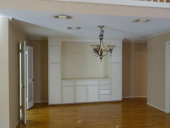 4th image of 17166 Beaver Springs Dr #3