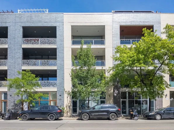 843 N California Ave #3, Chicago, IL 60622