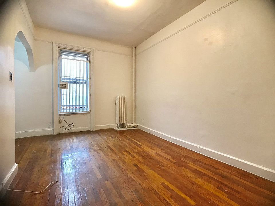 1st image of 936 W End Ave APT B7