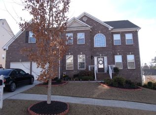 1704 Longmont Dr, Lawrenceville, GA 30044