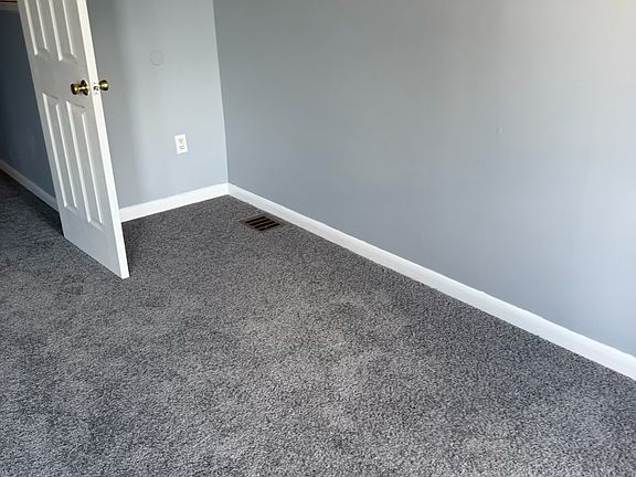 5th image of 2905 N Market St