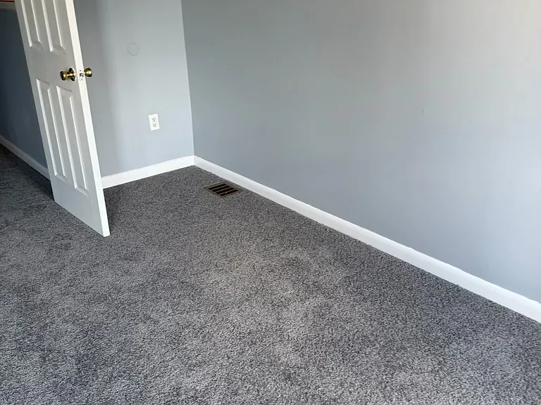2905 N Market St — Photo 5