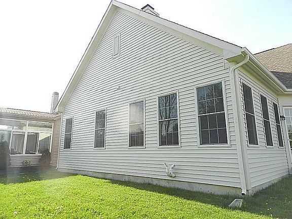 4th image of 1348 Somerville Dr