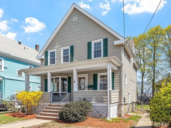 83 Wicklow Ave, Medford, MA 02155