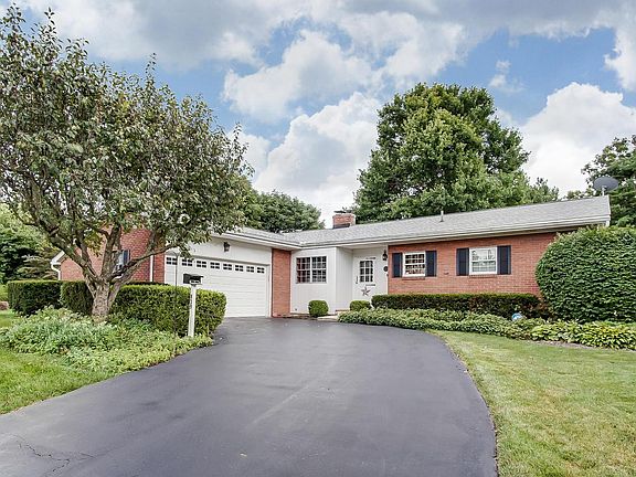 2nd image of 839 Stinson Ct