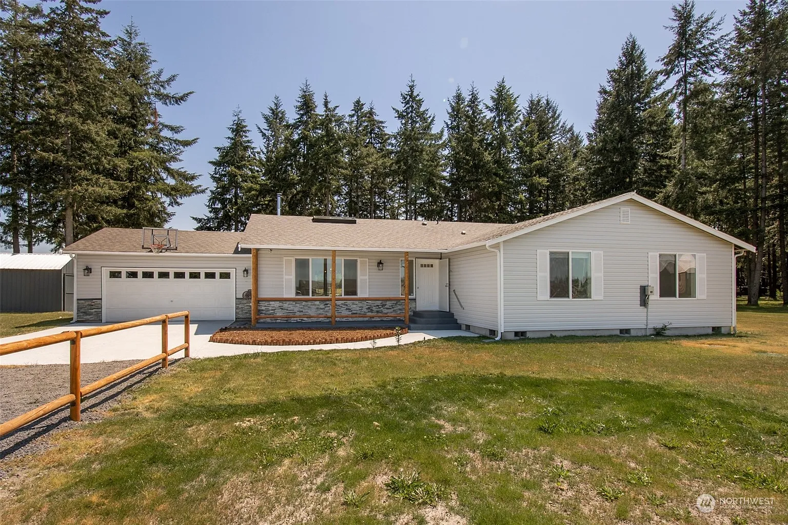 18032 Mary Lane SW photo 1