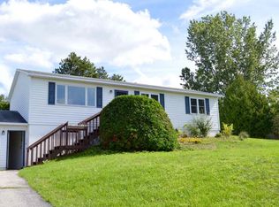 4084 Garden Ct, Traverse City, MI 49684