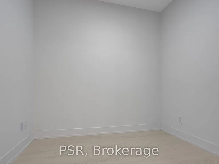 308 Jarvis St #422 — Photo 15