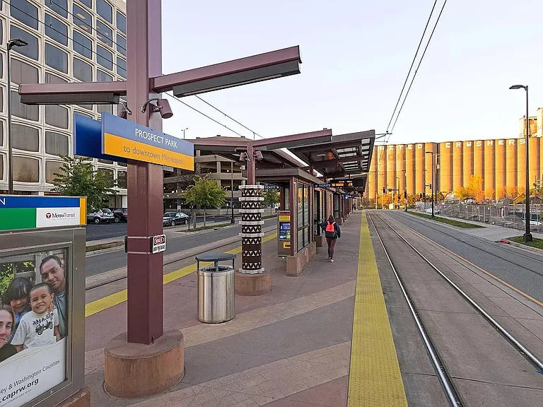 Near to Light Rail