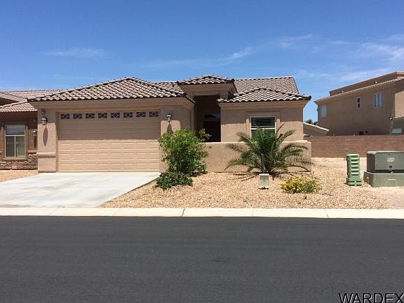 1st image of 725 Malibu Pl