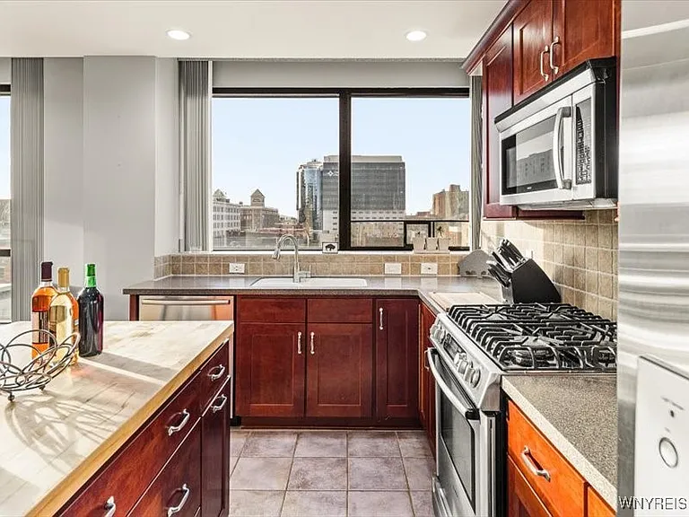 610 Main St #501 — Photo 18