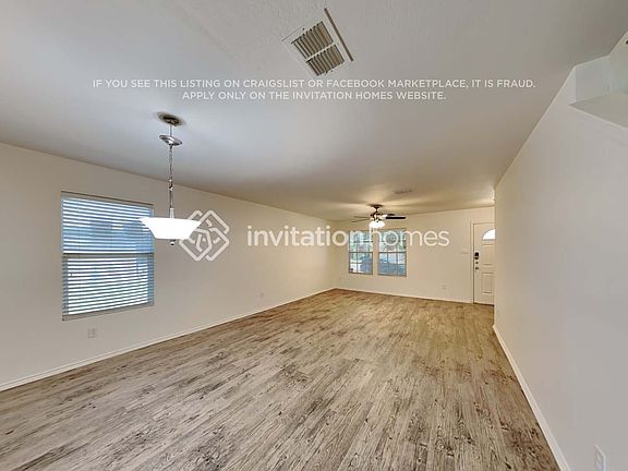 4th image of 802 Lazy Bayou Dr