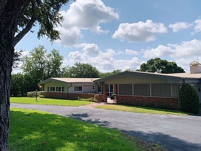3rd image of 301 W Lake Summit Dr