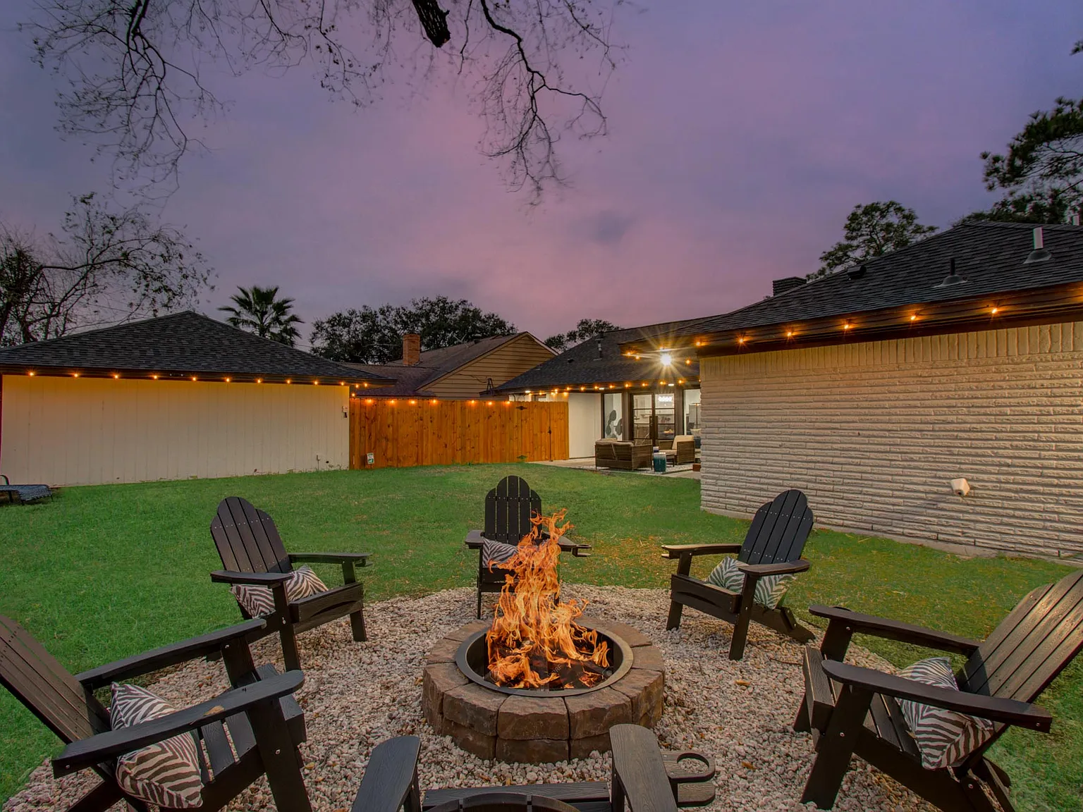 5 bed, 2206 sqft, $9,500 — Photo 3