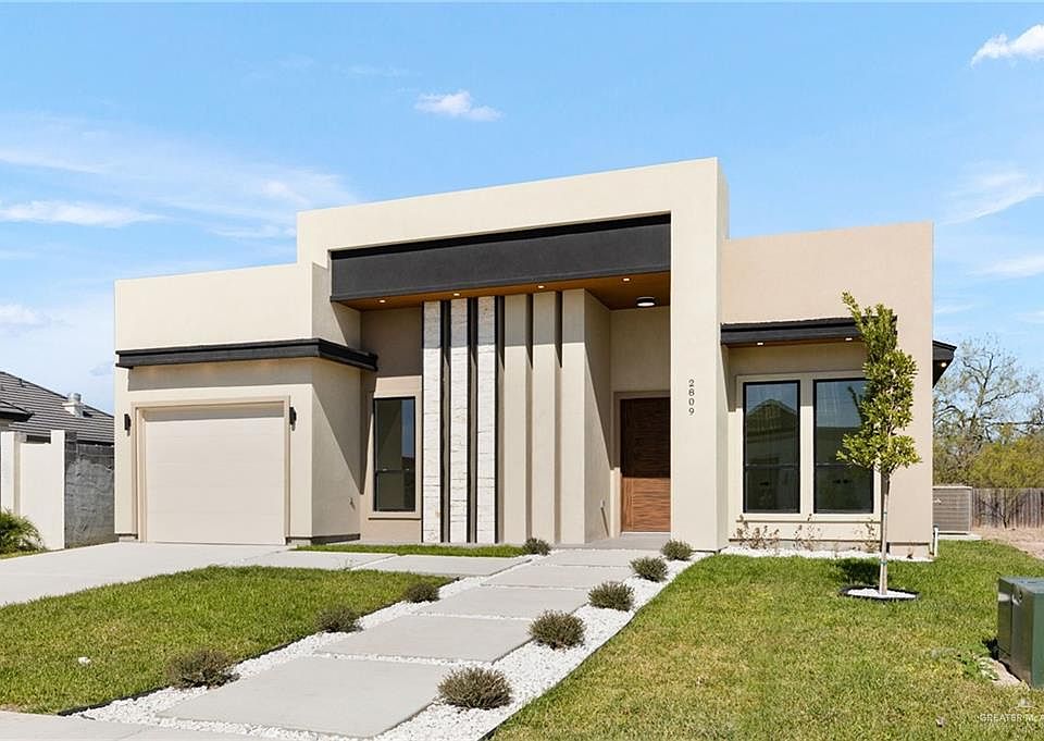 1st image of 2809 E Zarzamora Ave