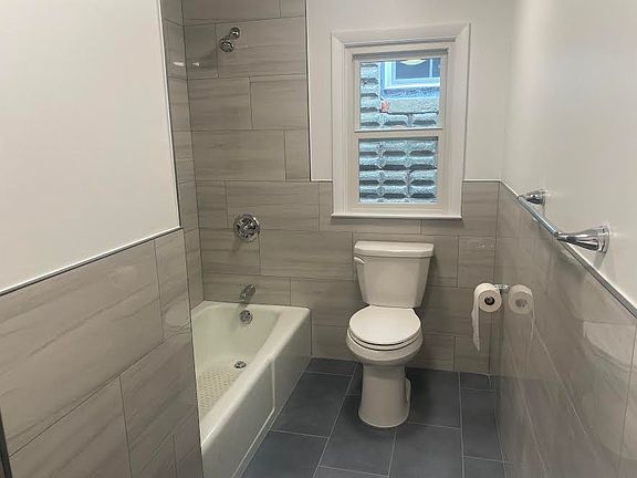 4th image of 298 Chase Ave #1