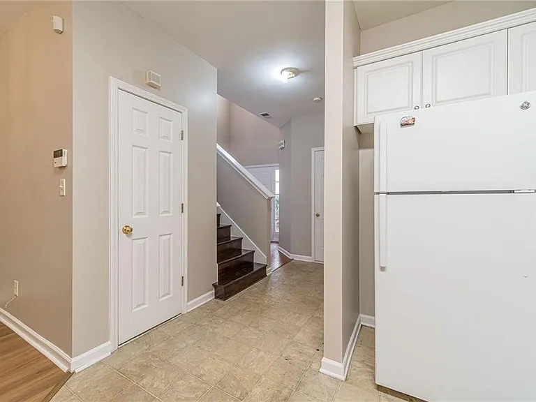 1191 Primrose View Cir — Photo 13