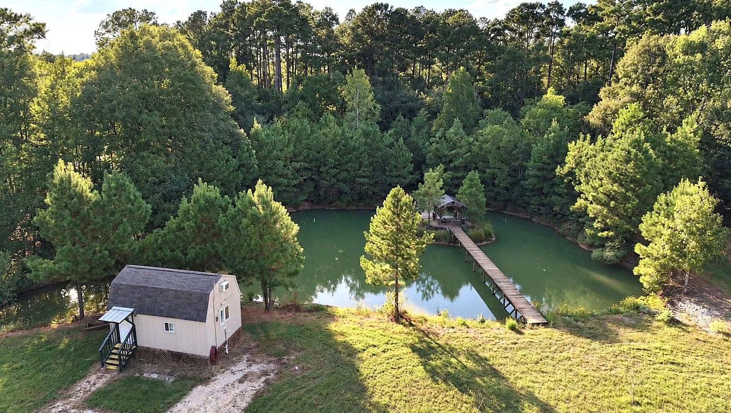 1 bed, 1.0 bath, 420 sqft, $700 — Photo 1