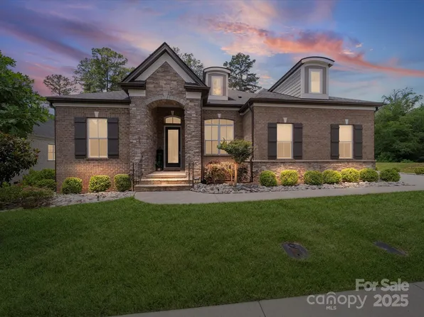 217 Turtleback Rdg, Matthews, NC 28104