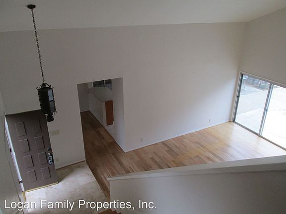 2nd image of 10684 Brookview Ln