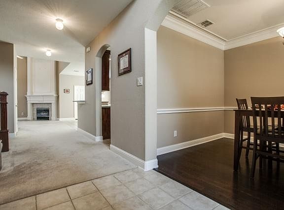 4th image of 3650 Washington Dr