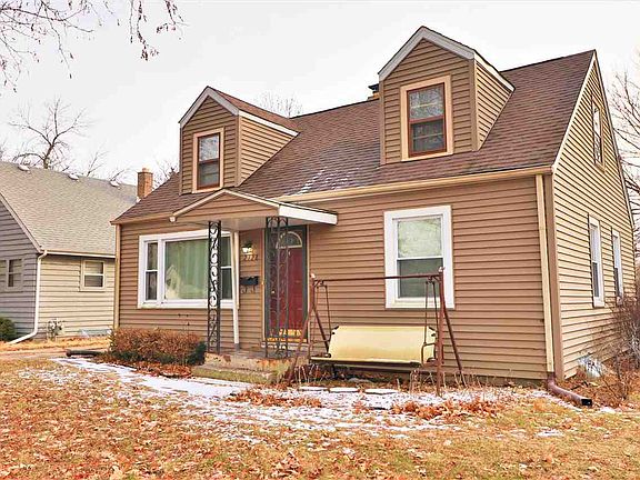 2nd image of 2128 Dresden Ave