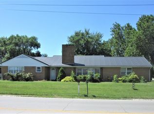 1008 E Lafayette St, Edina, MO 63537