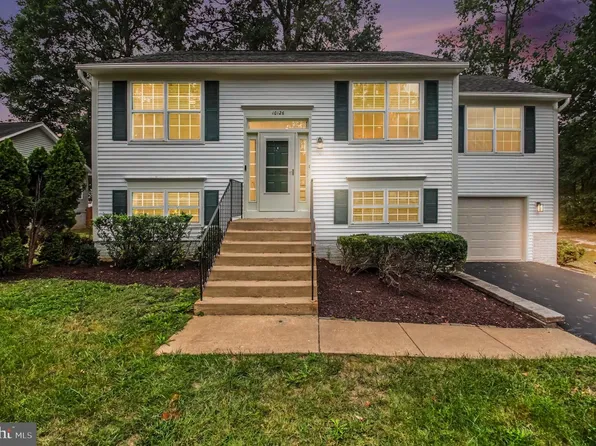 10126 Sharon Springs Dr, Fredericksburg, VA 22408