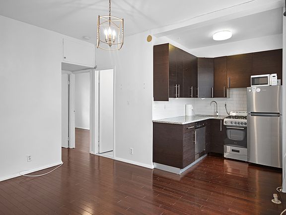 2nd image of 204 W 10th St APT 24