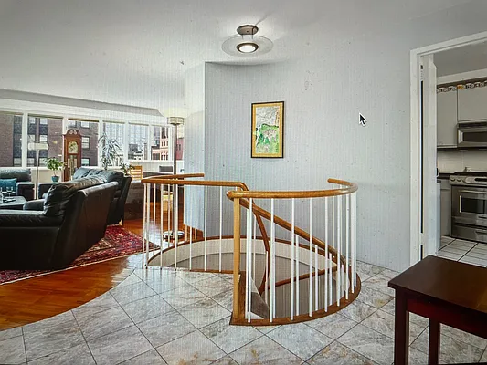 Rented by Levanta Brokerage Group Inc | media 20