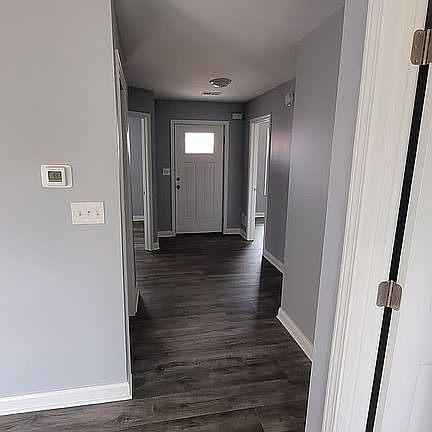 2nd image of 301 Willowcrest Dr