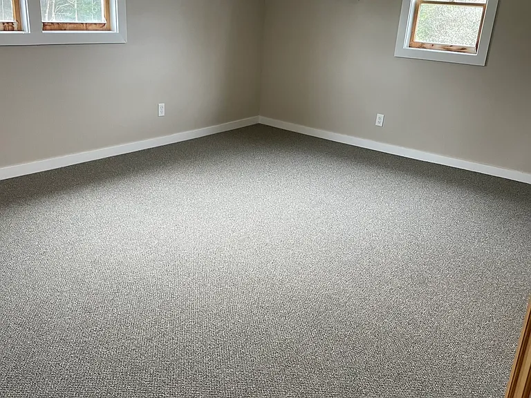 6205 US Route 100 — Photo 3