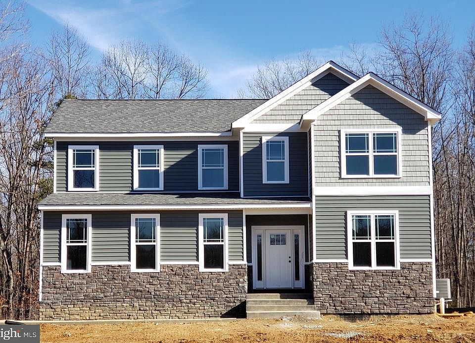 1st image of 56 Ellison Ct