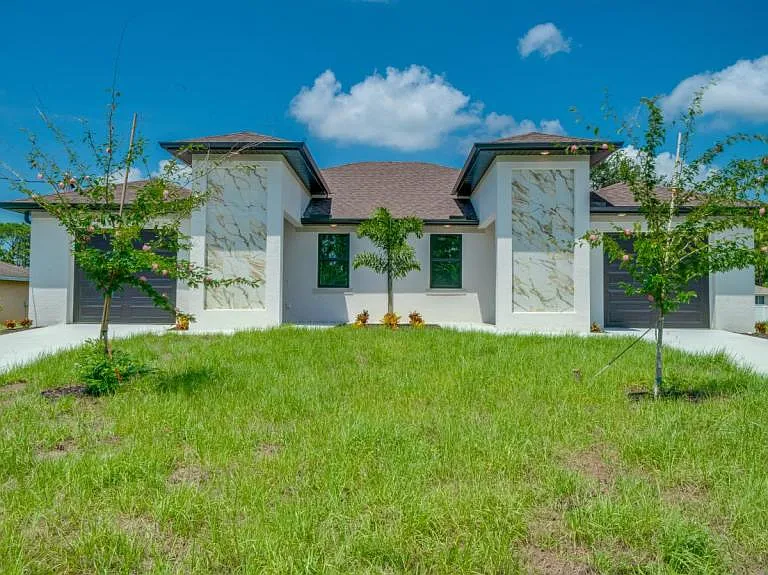 4864 Golfview Blvd — Photo 2
