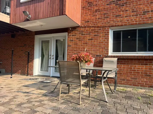 8 Pine Knoll Gate #Basement, Markham, ON L3T 1V5