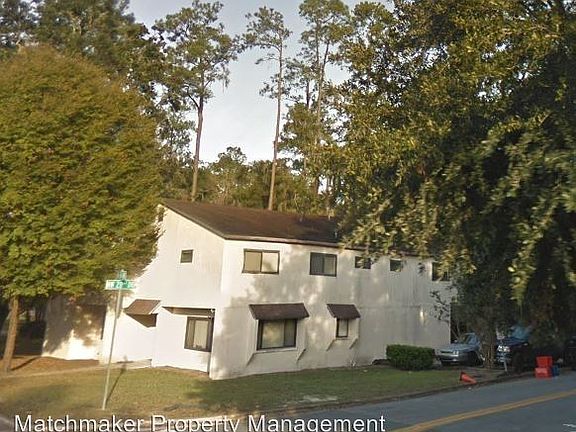 3rd image of 2052 W University Ave