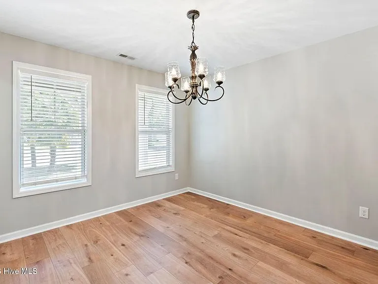 3912 Willowick Park Dr — Photo 7