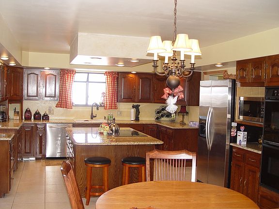 Updated Eat In Kitchen