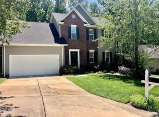 4803 Silver Creek Dr, Greensboro, NC 27410
