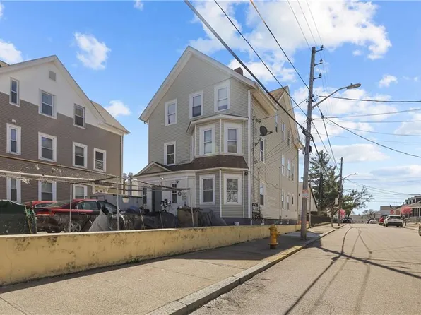 58 Lawn Ave, Pawtucket, RI 02860