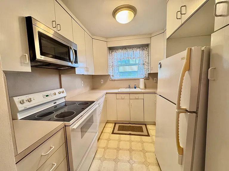 816 Kingsland Ave #1 — Photo 3