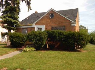 19400 Winthrop St, Detroit, MI 48235