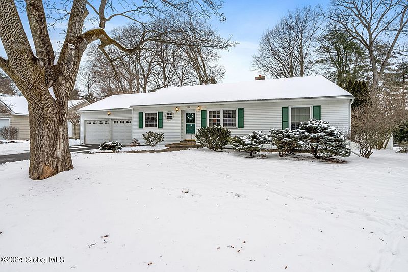 3rd image of 192 Winne Road