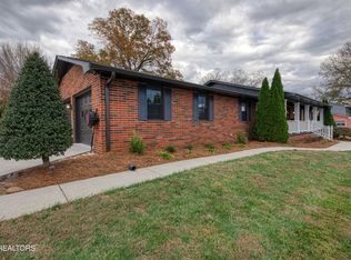 5936 Clearbrook Dr, Knoxville, TN 37918