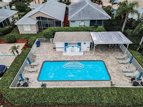 3rd image of 9310 SOUCHAK DRIVE