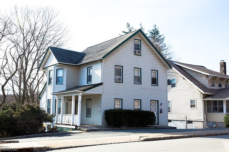 2nd image of 213 W Main St