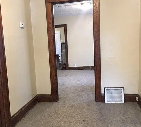 5th image of 1130 McKinley Ave