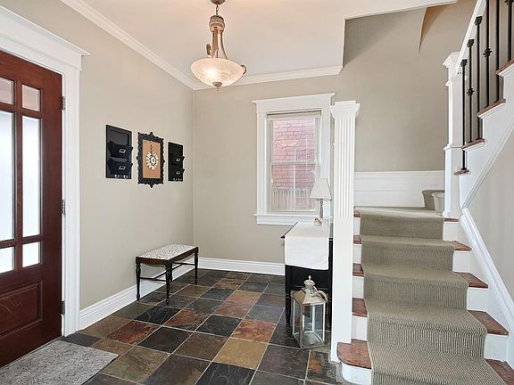 3rd image of 3015 California St