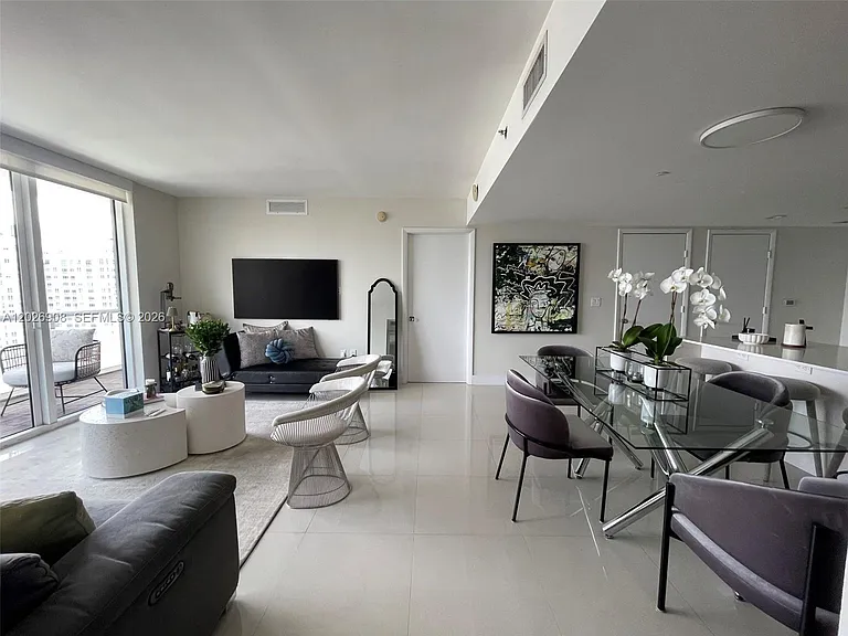 50 Biscayne Blvd #3411 — Photo 3