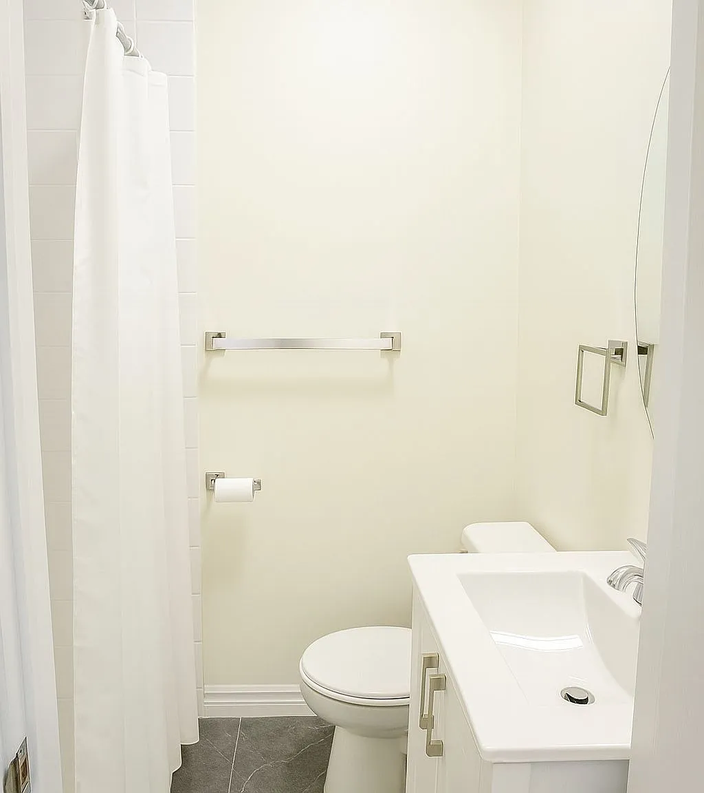 1 bed, $1,000 — Photo 3